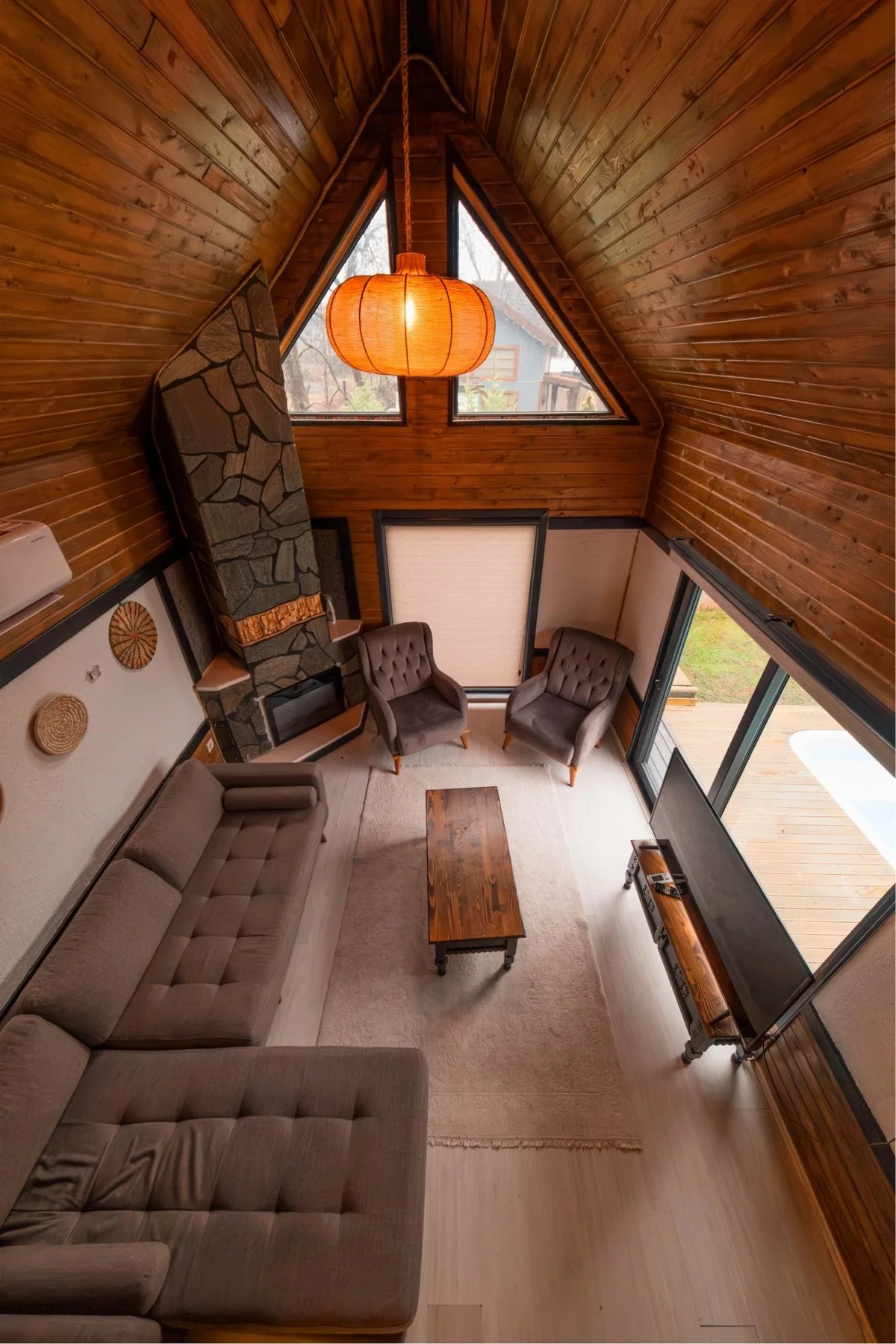 M3 - Pool Bungalow - Image 6